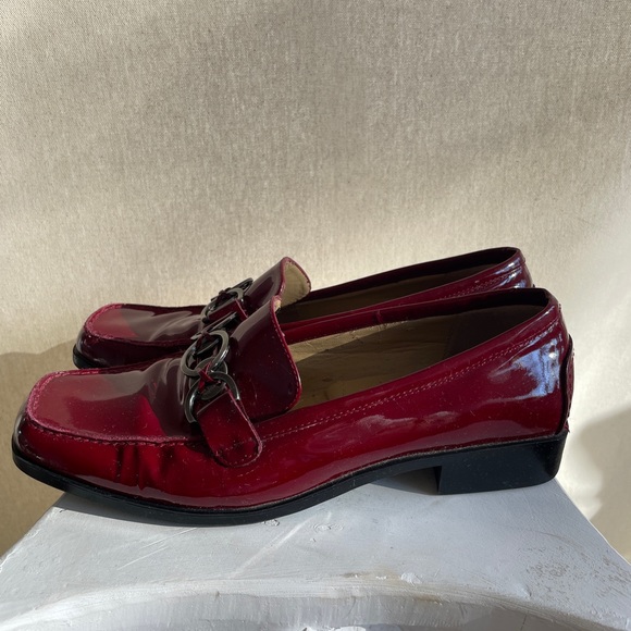 Red Patent Leather Liz Claiborne Flex Loafers - Picture 3 of 5